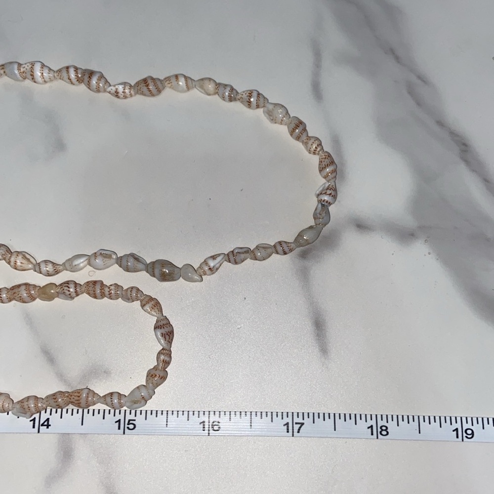 Set Of Two Small Sea Shell Long Necklaces🐚 - Picture 5 of 5